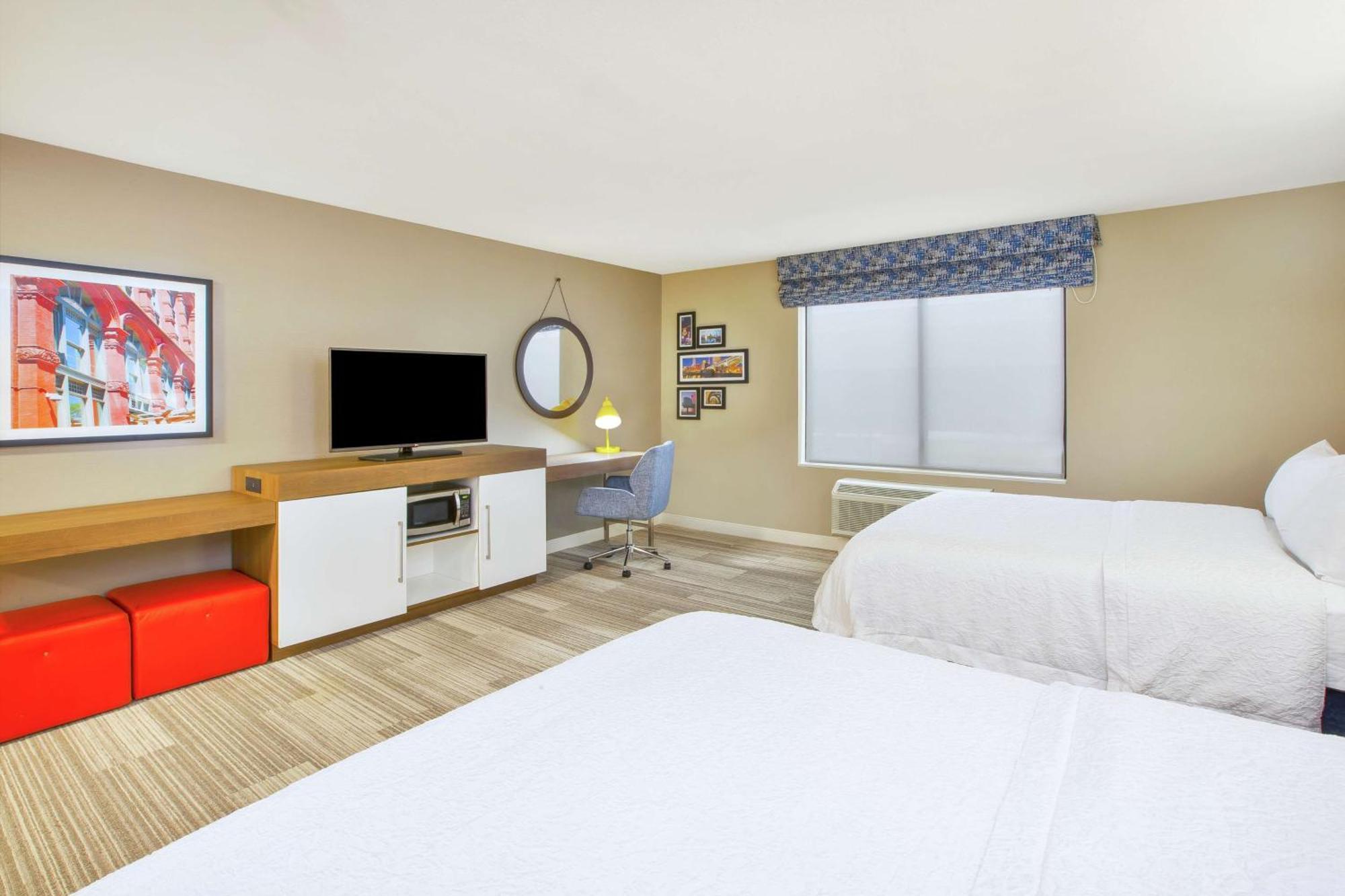 Hampton Inn & Suites Oakwood Village-Cleveland Экстерьер фото